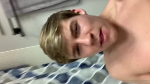 Thought i might as well eat some cum while i m at it make sure to give