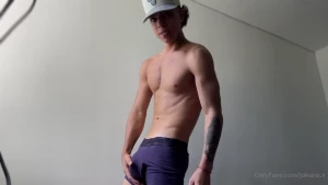 Ufff la leche que ten a guardada espero disfrutes de este video y