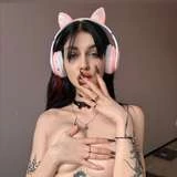 gothic-mira