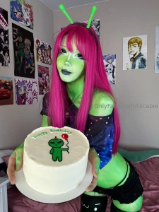 Its my birthday todayyy ___ and i just wanted to say something real part 1