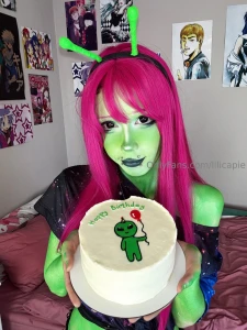 Its my birthday todayyy ___ and i just wanted to say something real part 6