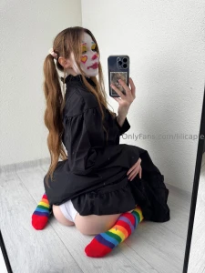 Do u like it better with or without heels - - part 1