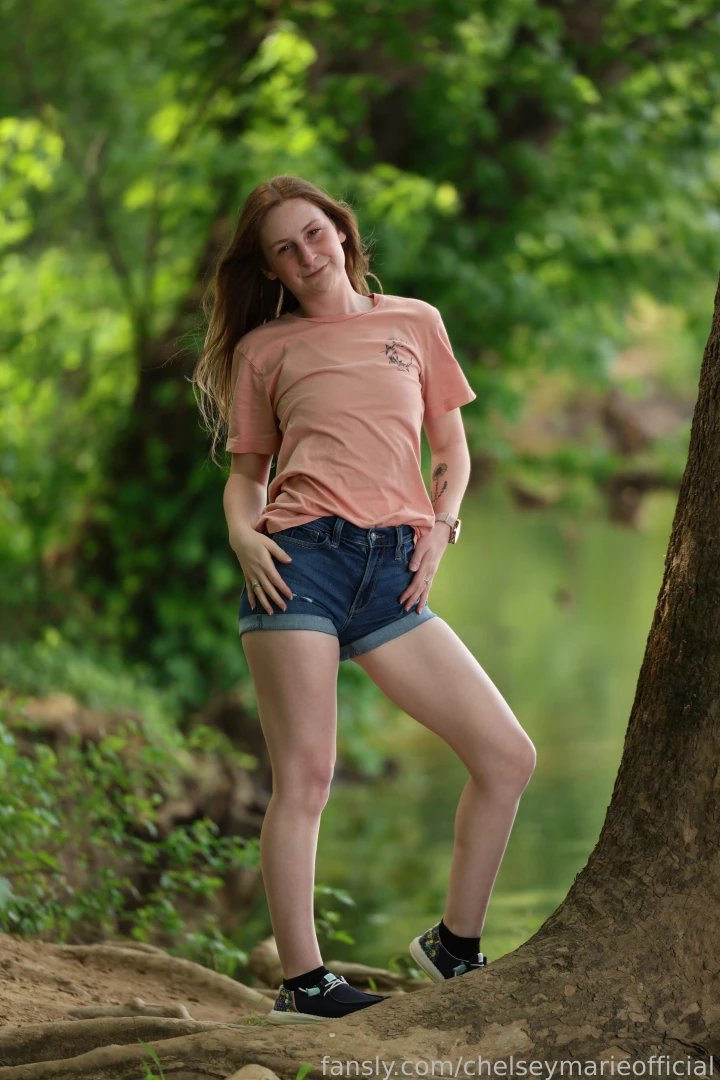 Hey there just out enjoying the sunshine and some quiet time in nature part 7 