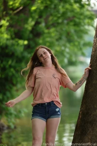 Hey there just out enjoying the sunshine and some quiet time in nature part 9