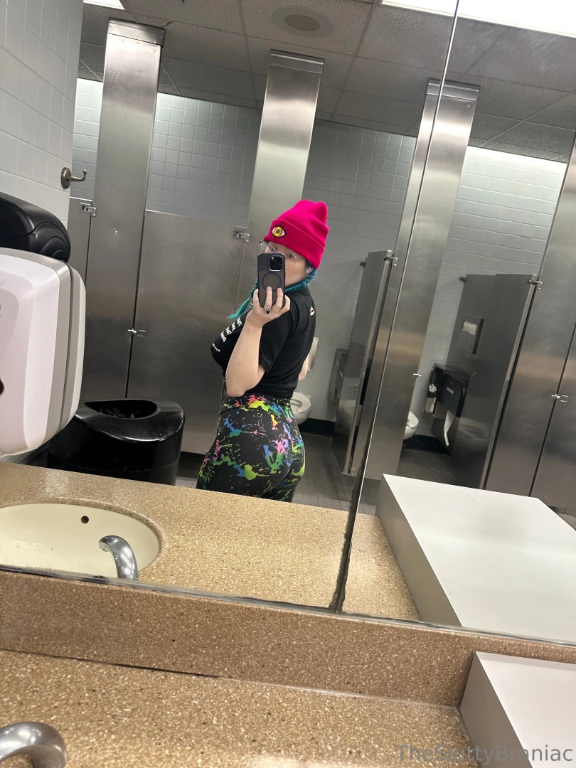 Enjoy these airport shots on my journey part 1 