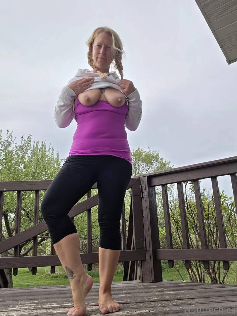 Titty tuesday part 1448 