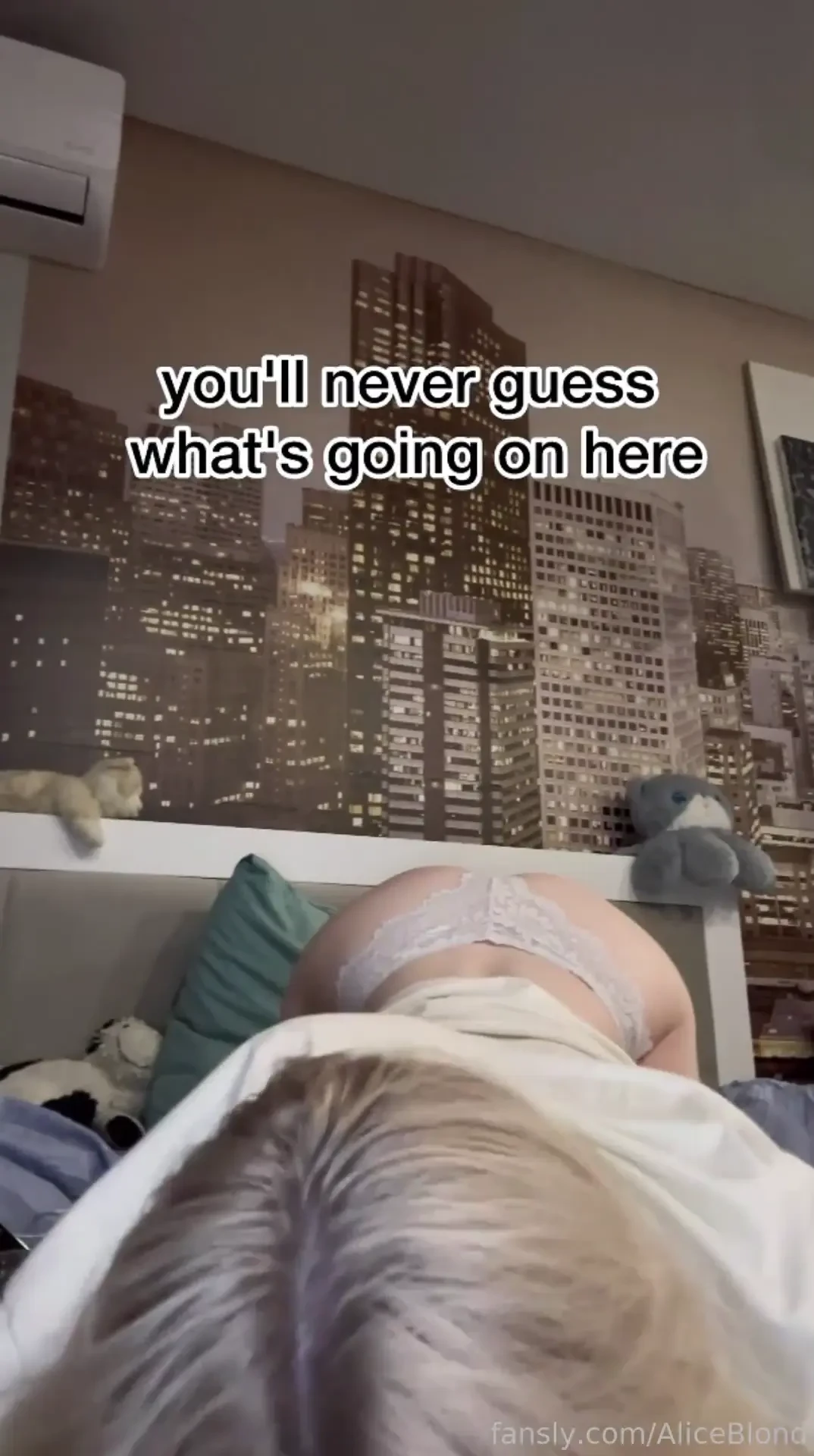 You ll never guess what s going on here petite blonde butt smallass 