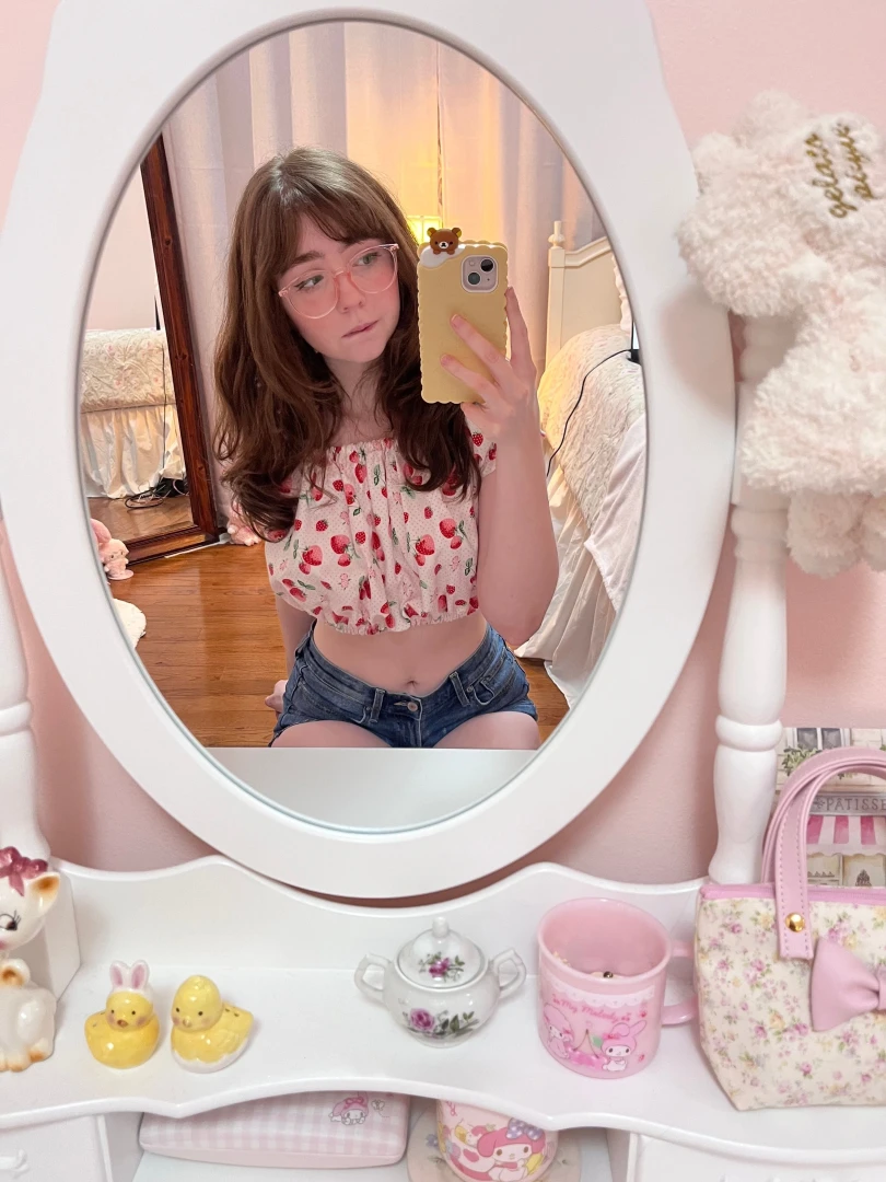 Good morninggggg everyoneee do u guysss likesss my outfittt part 2 