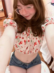 Good morninggggg everyoneee do u guysss likesss my outfittt part 7