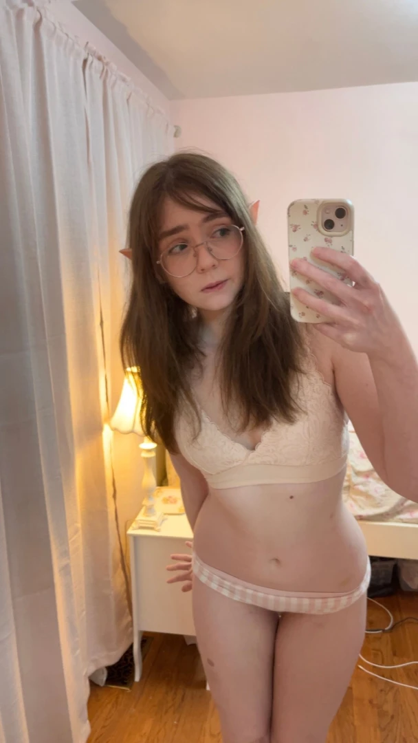 I got cuteee elf ears and toook photos part 7 