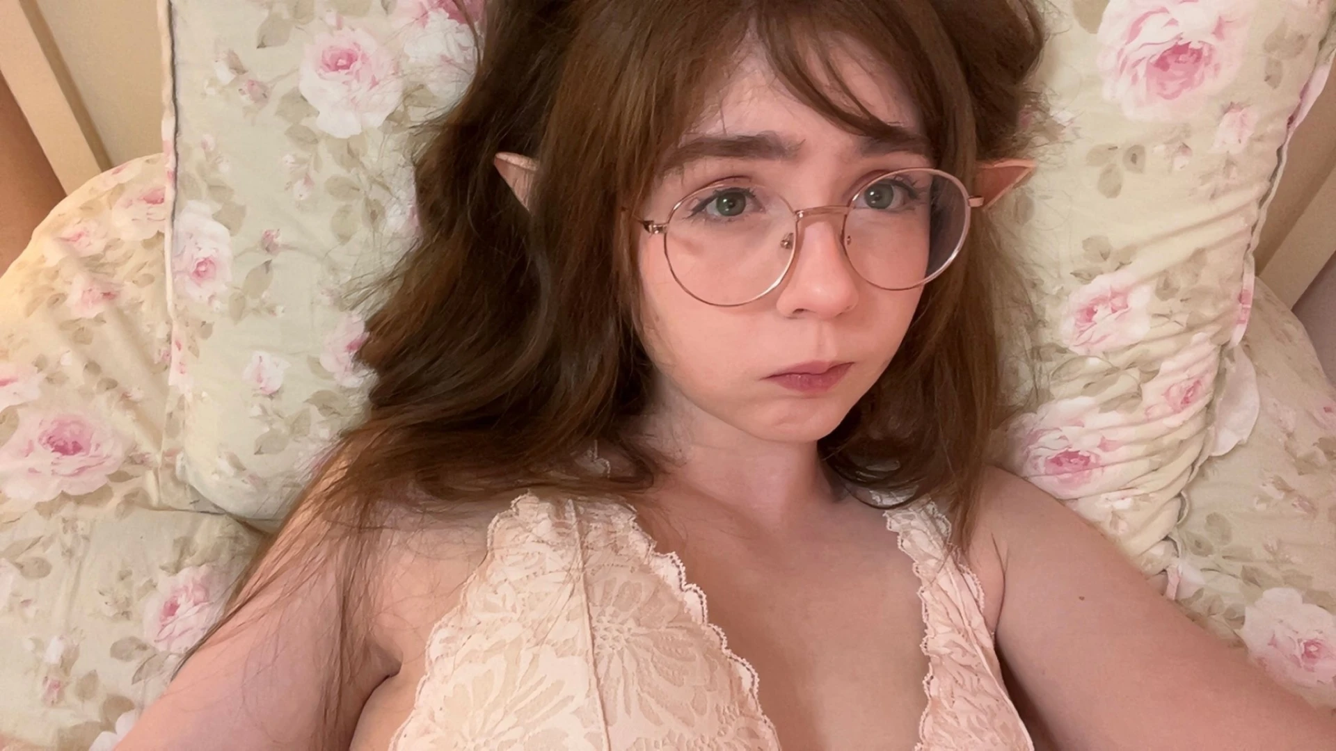 I got cuteee elf ears and toook photos part 5 
