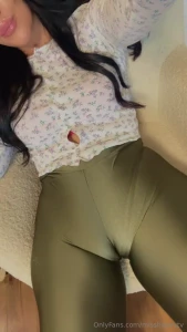 Cameltoe part 19