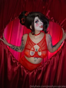 Old habits die hard i can t ever resist turning into my favorite lady part 9