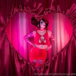 Old habits die hard i can t ever resist turning into my favorite lady part 12