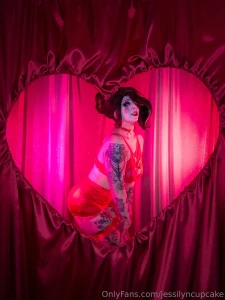 Old habits die hard i can t ever resist turning into my favorite lady part 10