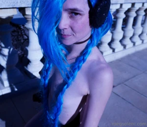 Jinxsexy tities face
