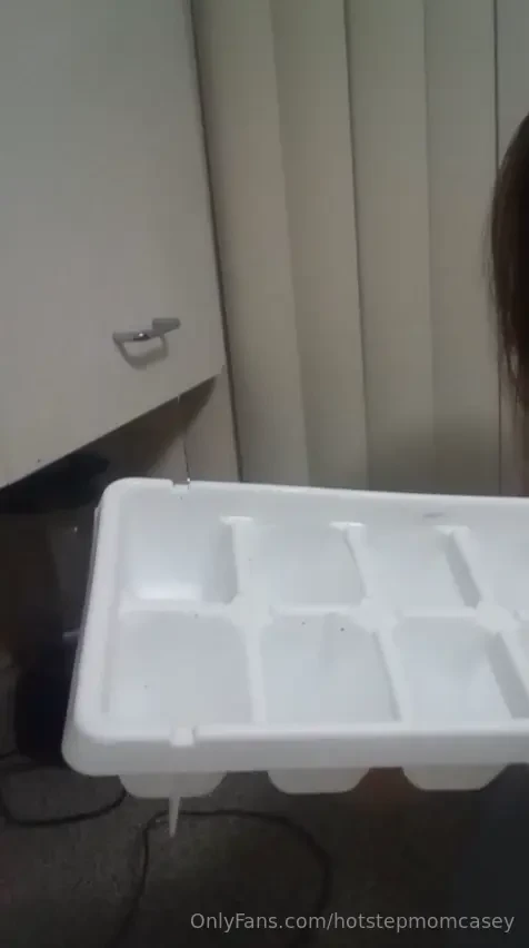 My ice cube has a little ice prick 