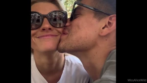 Oui j aime bien les bisous