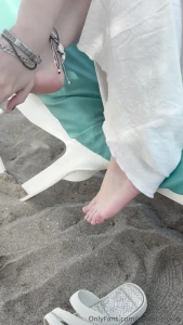 Any toe lovers here tykk ks kukaan t l varpaista