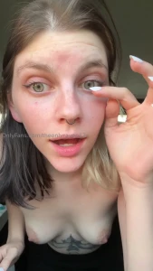 A lil behind the scenes look at how absolutely scatterbrained i am 2