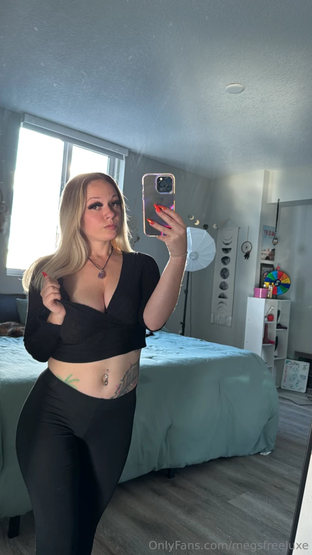 Nice outfit how about i take it off for you 