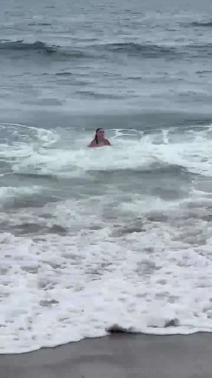 Just two girlies living our best lives i love these vids hahaha two part 1 