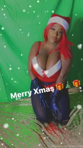 Merry christmas babes which pic is your favorite part 2