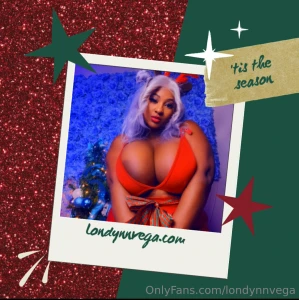 Merry christmas babes which pic is your favorite part 3