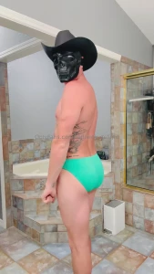 Get unready with me down to my big bulge in tight underwear