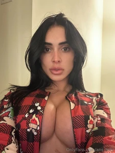 I bet you want me to finish unzipping this romper