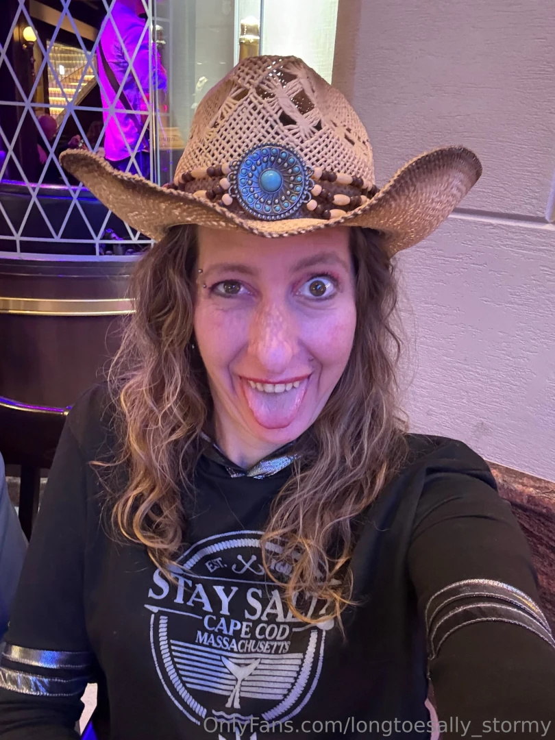 Cowgirl pix and wonderland costume pix cruise part 6 
