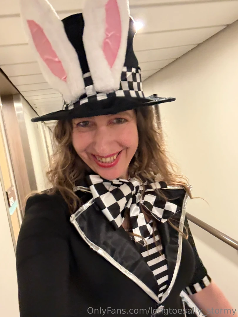 Cowgirl pix and wonderland costume pix cruise part 5 