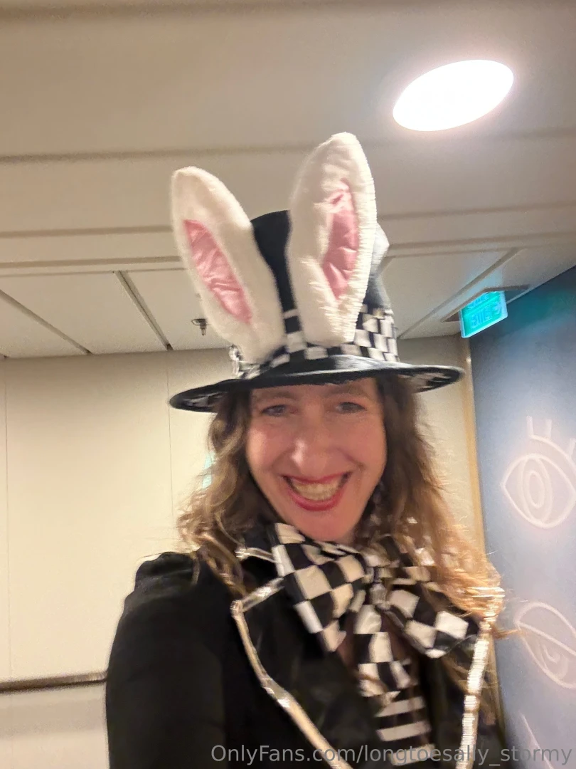 Cowgirl pix and wonderland costume pix cruise part 15 