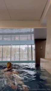 Hi guys when i think of spain beaches warm wind and aromas of fresh