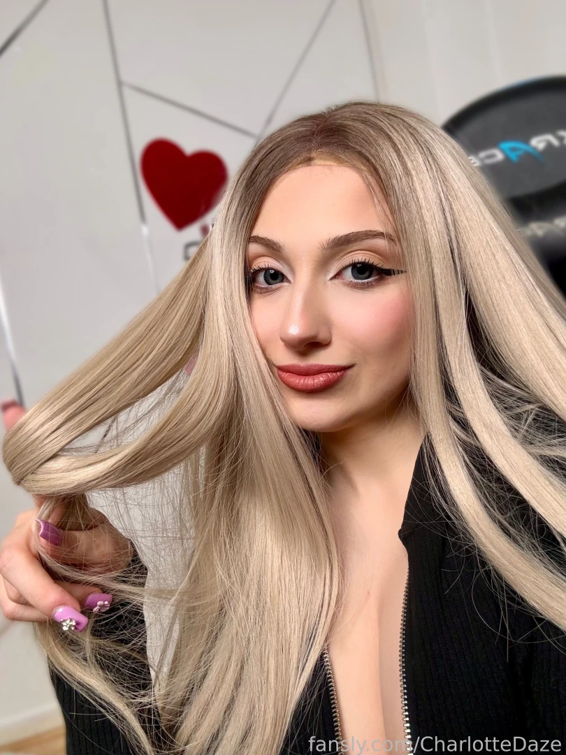 You me chips games deal blondie cutie gamergirl gamer gaming bigtits 