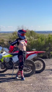 It s sunday heading out to ride part 7