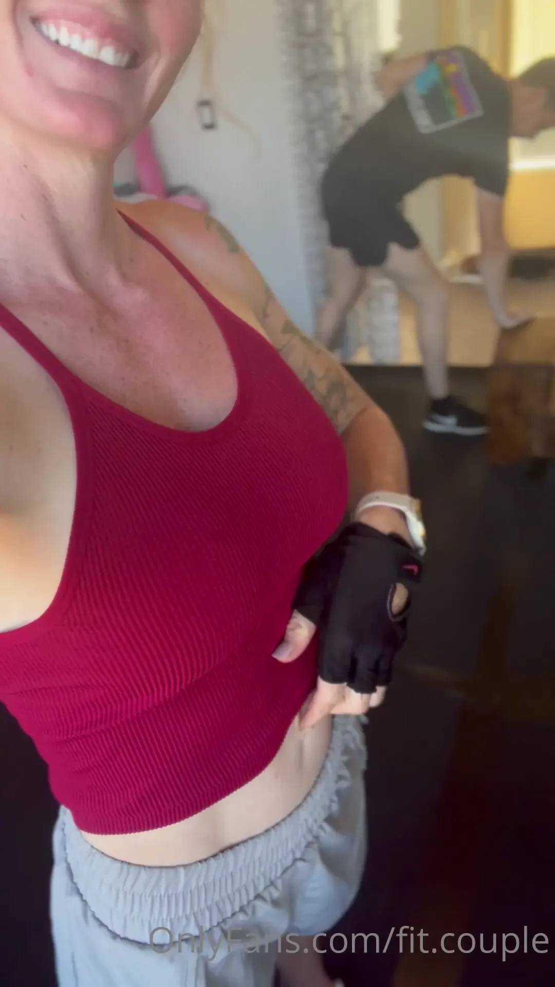Videos from my workout and some shots of my outfit part 2 