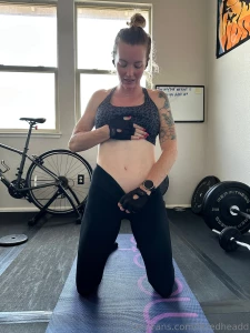 Sneaking in a workout before i head out for the day