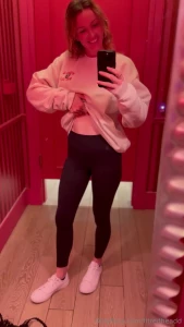 Changing room selfies some victoria s secret bathing suits this time