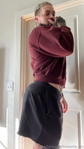 Strip tease part 151