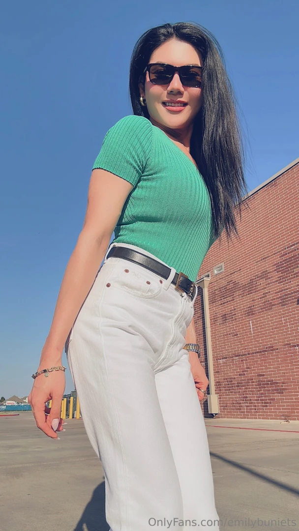 Embracing the energy of the day let the shine come through 