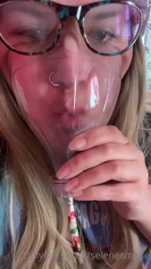 Like this post to get a nude smoking video