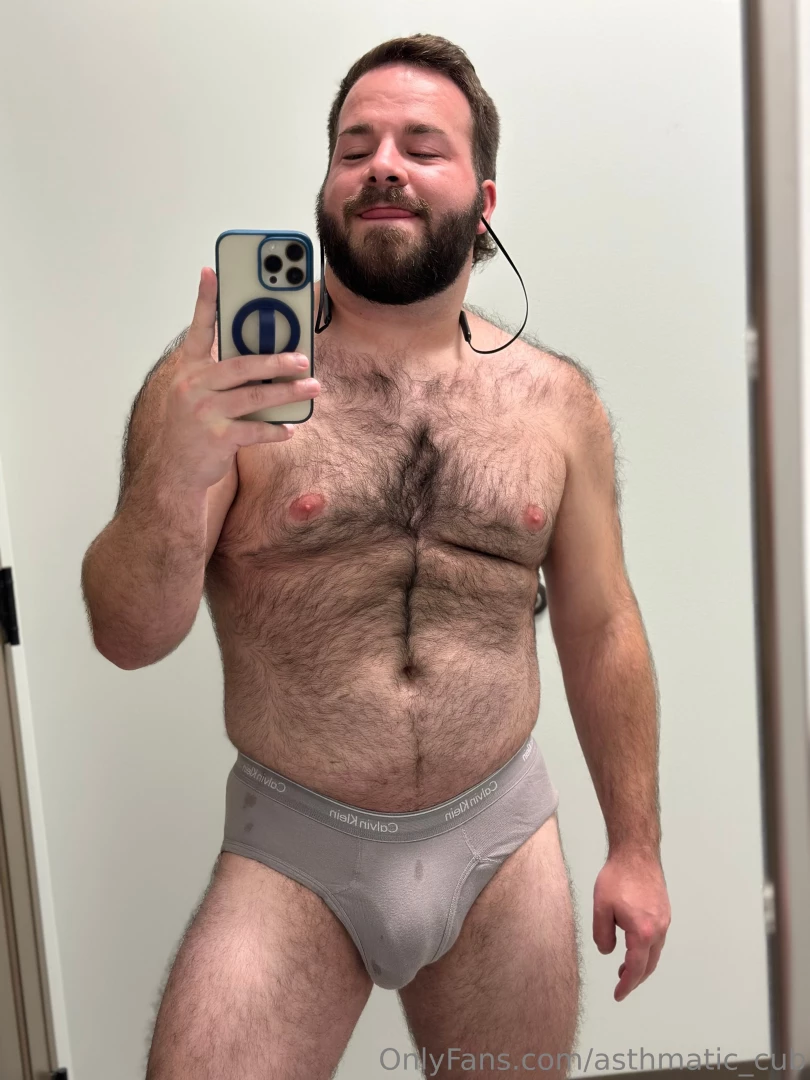 Come meet me in the bathroom 