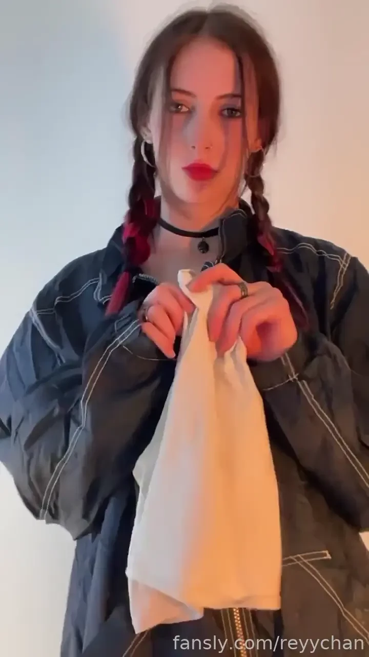 Pick one fyp bigtits ass petite bigboobs brunette young pussy teen 