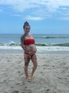 Sorry i ve been inactive last day on vacation here s a bump pic part 1