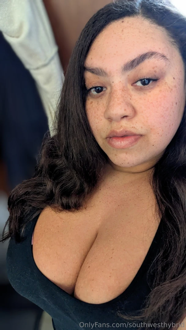 Happy tuesday sweeties 