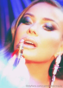 Pucker up for a kiss