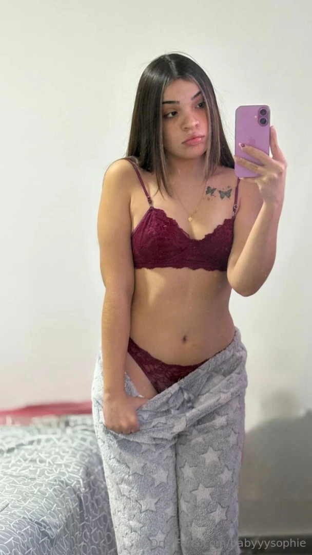 Tu viens m aider enlever le reste 