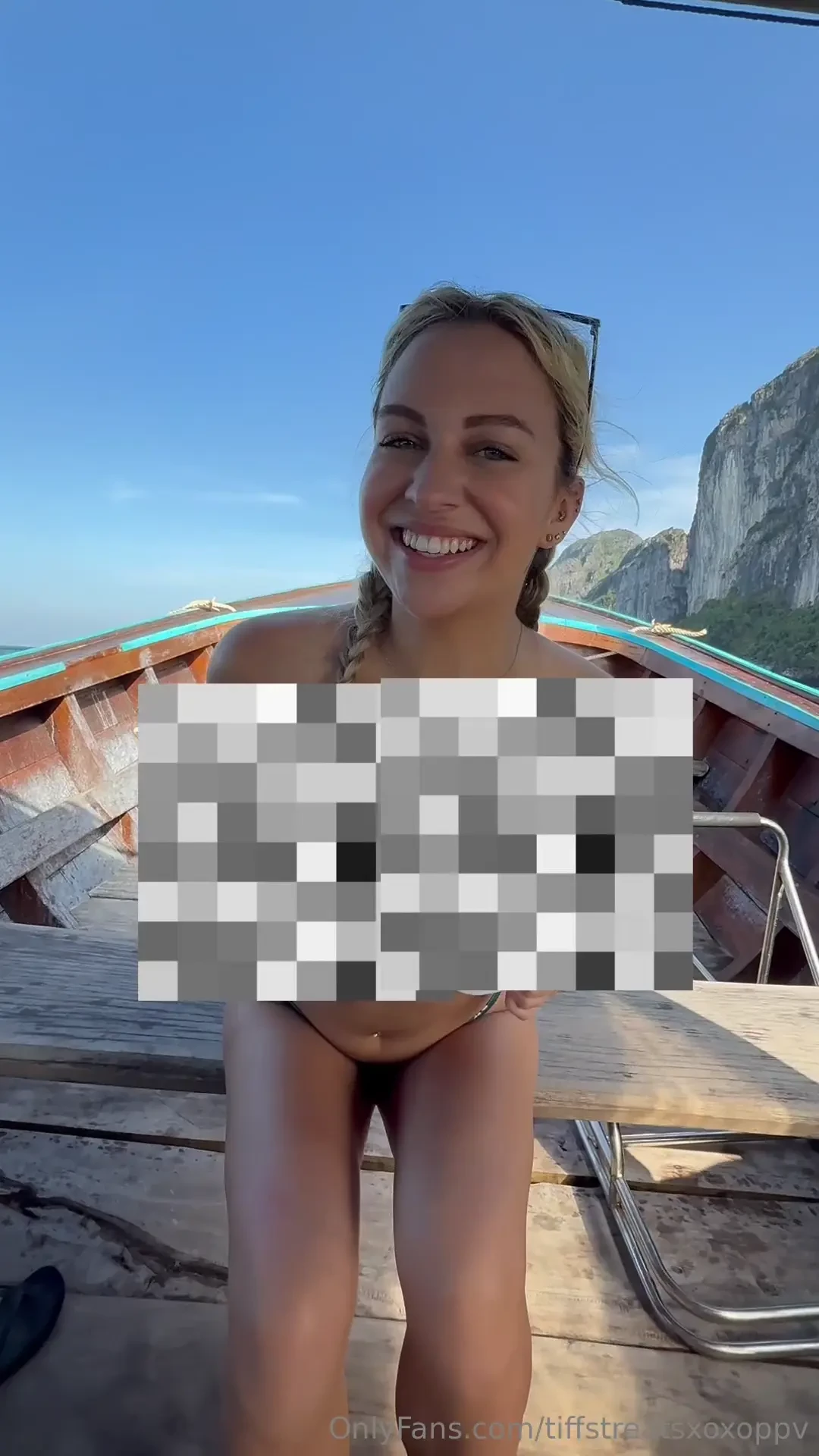 I didn t have any cash so i tipped my boat driver with my tits i think 