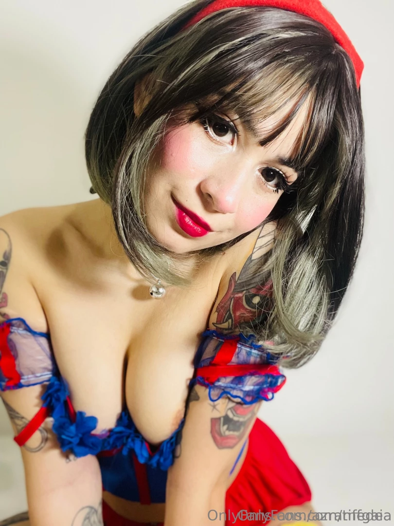 It s easy for tiff to fulfill your fantasies coz she looks like a part 1 